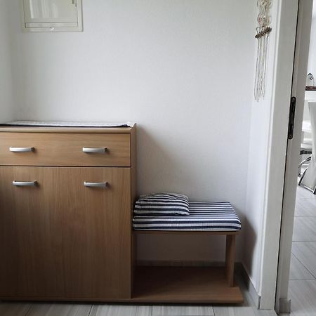 Apartman Milutin Vrsi Esterno foto