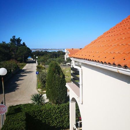 Apartman Milutin Vrsi Esterno foto