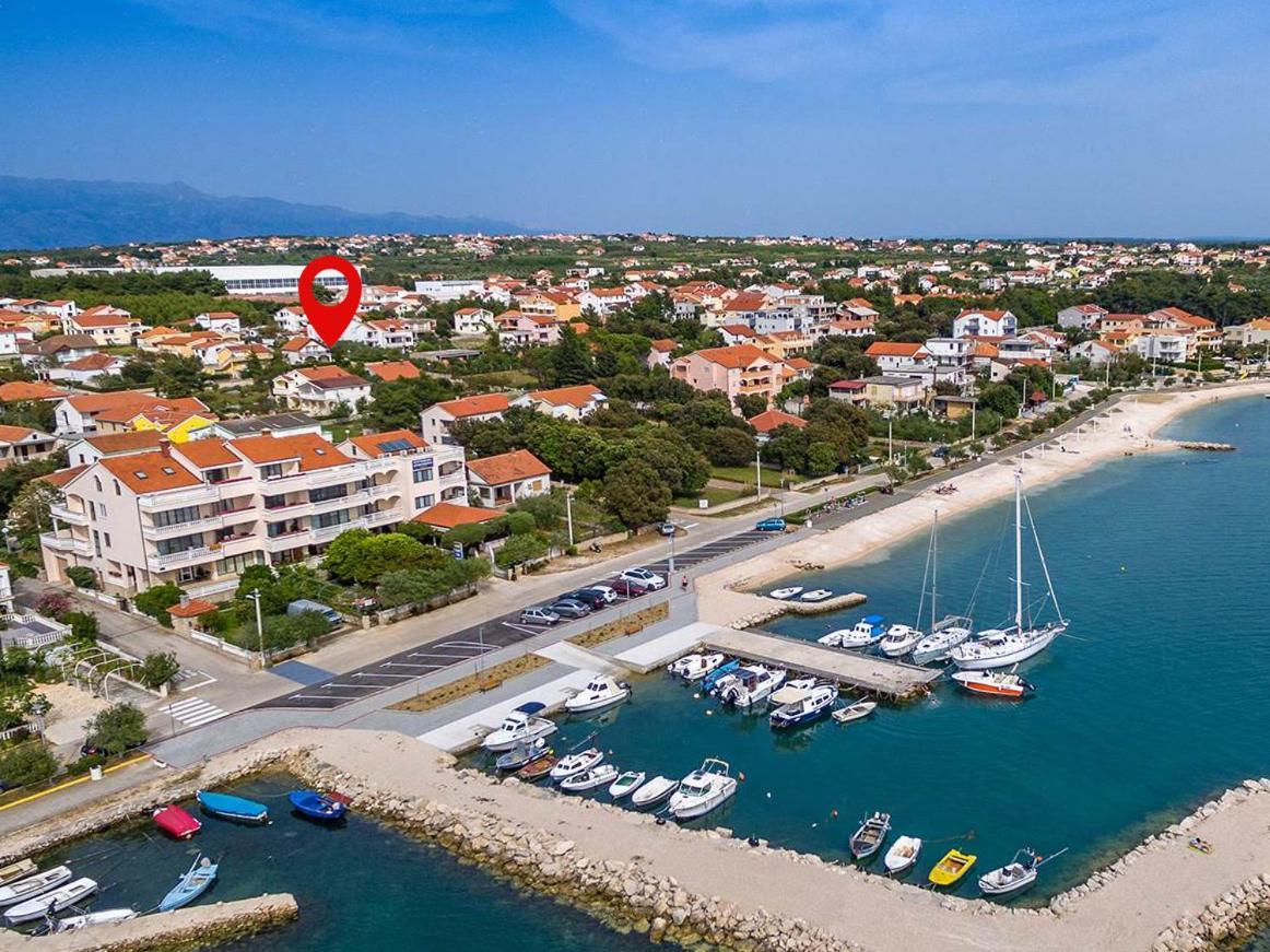 Apartman Milutin Vrsi Esterno foto
